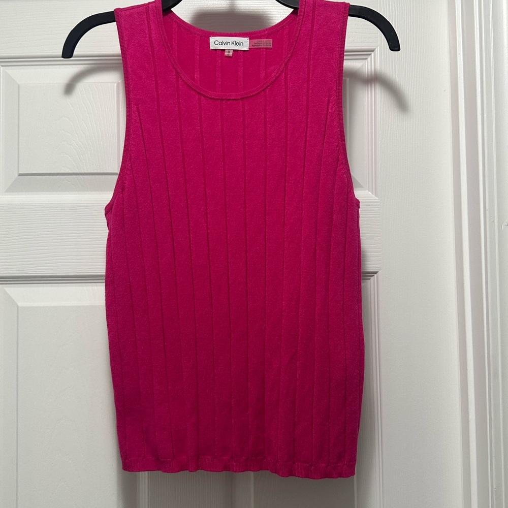 NWOT Calvin Klein hot Pink Cerise Fuchsia Sleeveless Women's Top